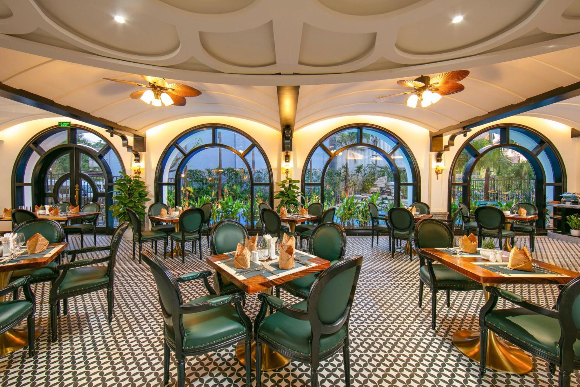 Grand Sunrise Palace Hoi An- A Luxury Indochine Hotel & Spa Εξωτερικό φωτογραφία The restaurant